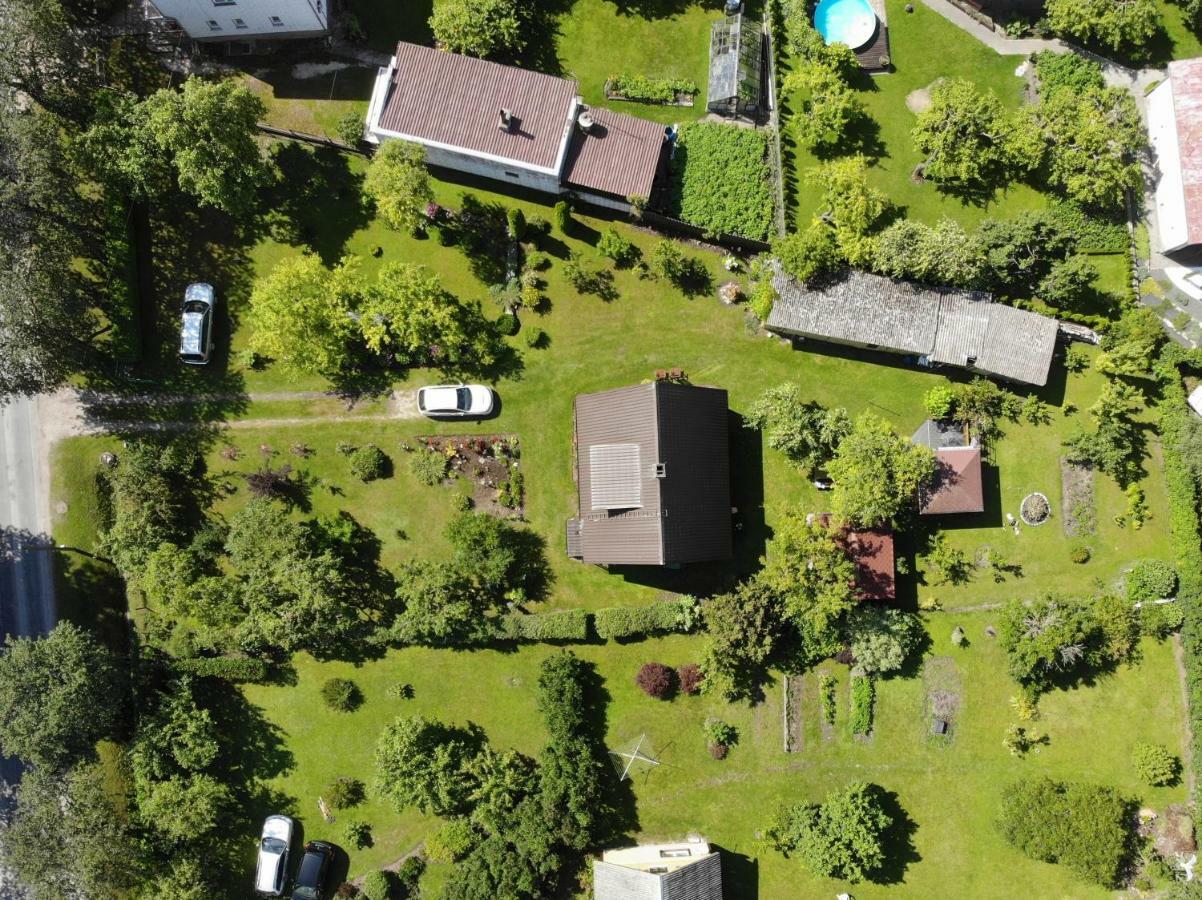 Cozy Summer House With Free Parking Near City Center & Beach كوريسارِ المظهر الخارجي الصورة